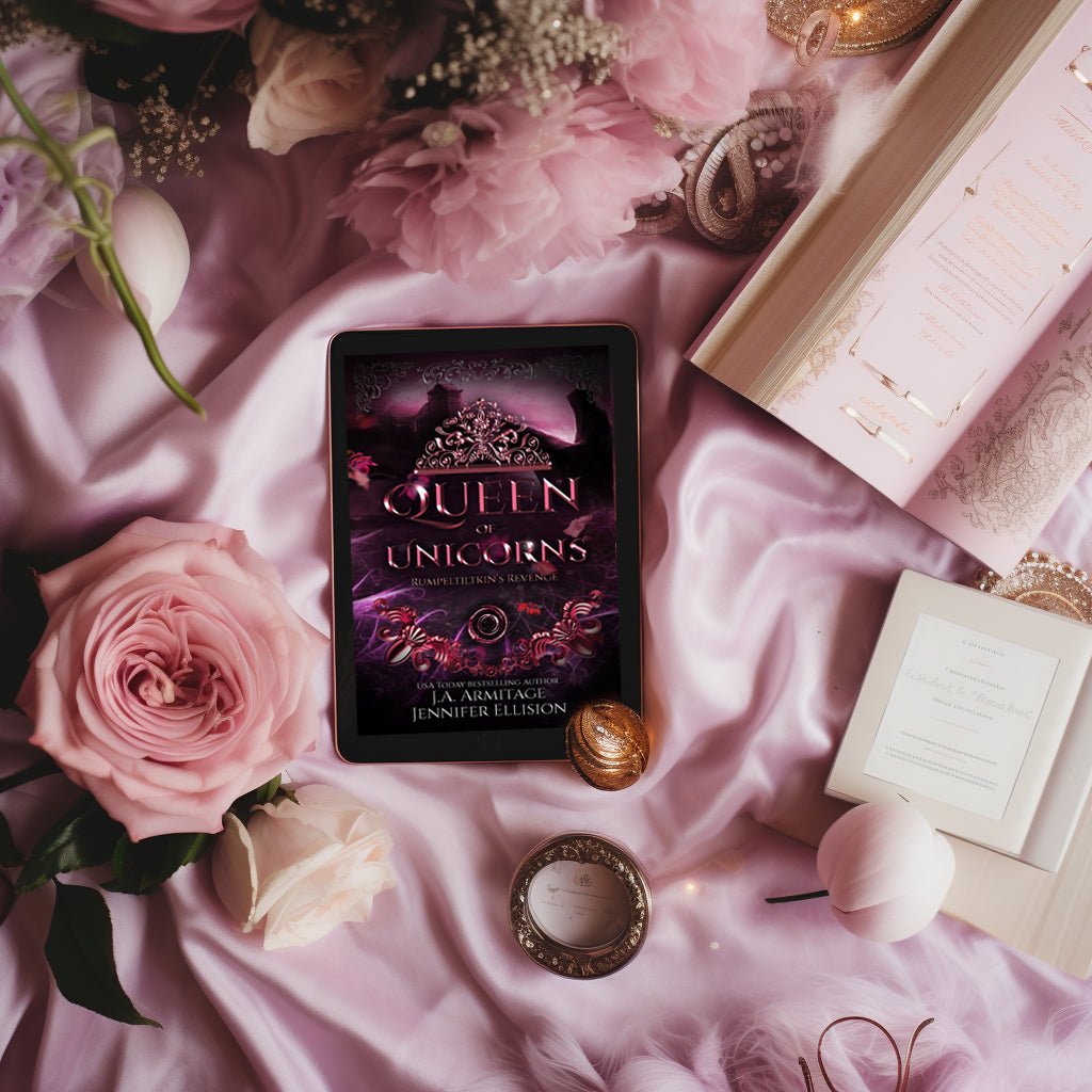 Eliana (Daughter of the girl who spun gold - Rumpelstiltskin) KINGDOM OF FAIRYTALES BUNDLE 5